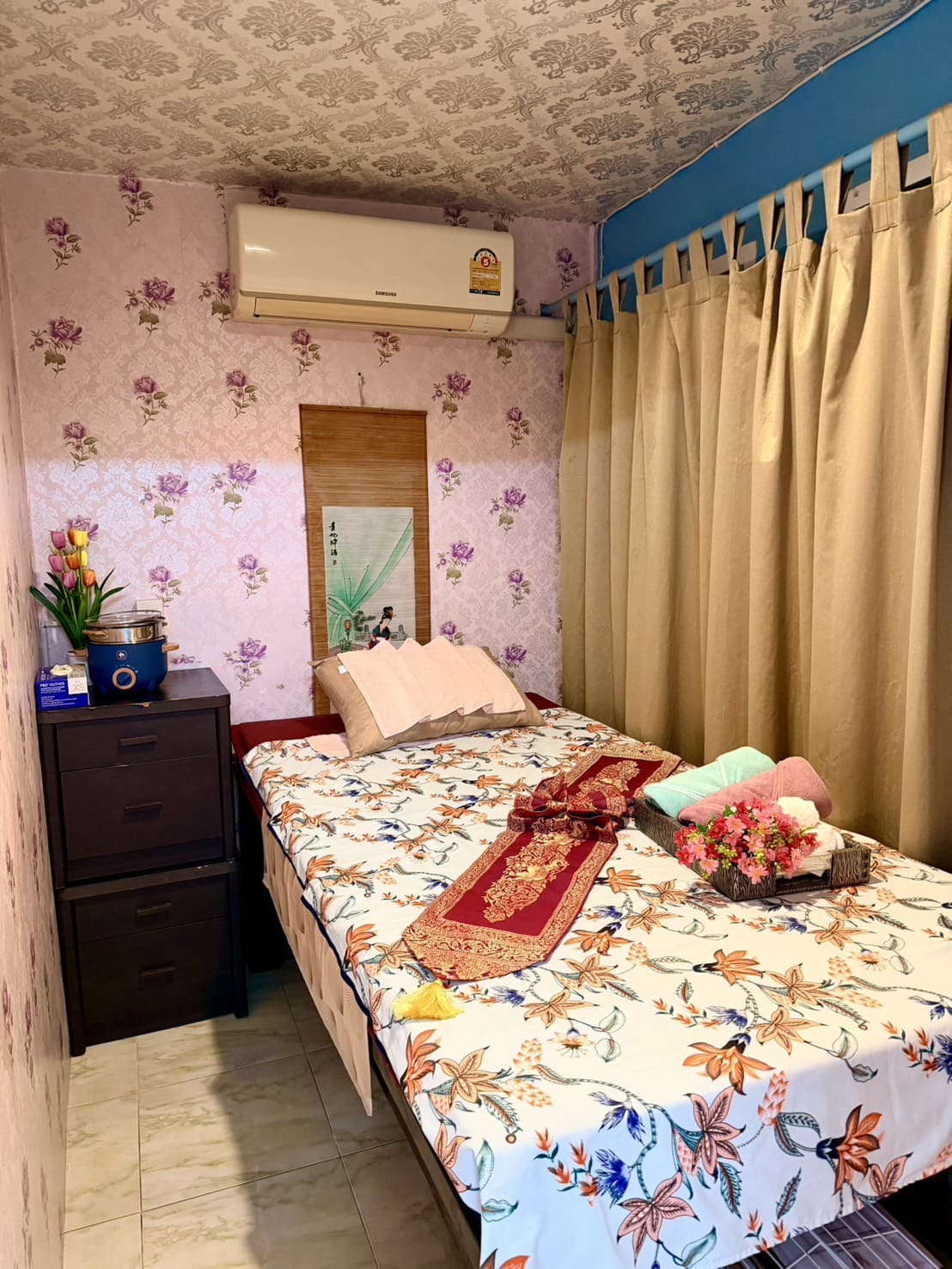 Massage room