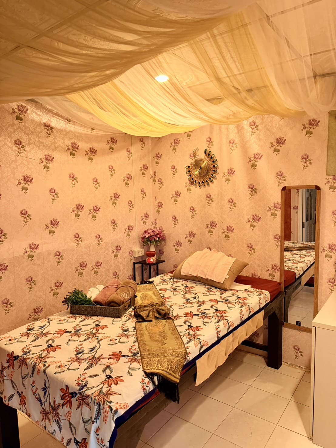 Private massage room
